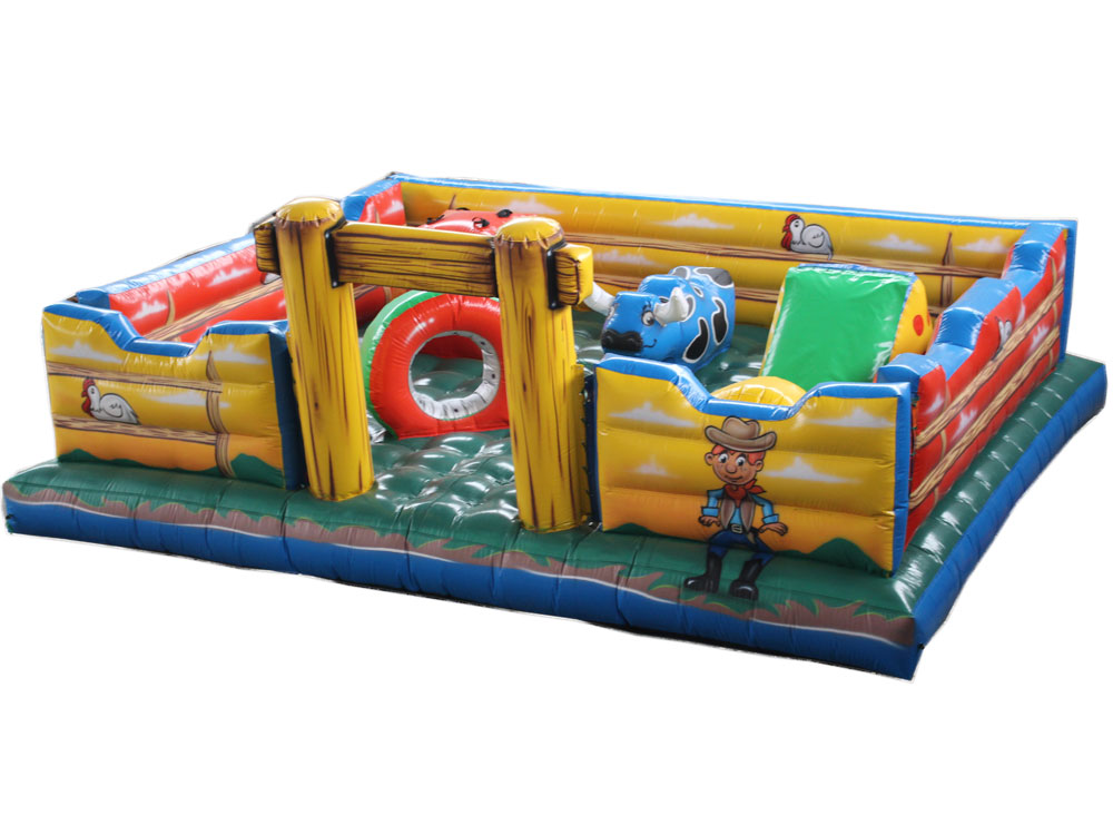 Mini Fazenda Inflável - 5m x 6m x 2,3m Mini Fazenda Inflável - 5m x 6m x 2,3m