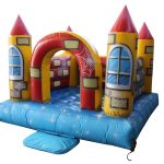 Castelo Inflável EURO 106 - 2,8m x 3m x 3.2m