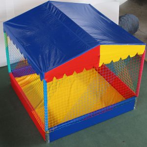 Piscina de Bolinhas Casinha - 2m x 2m x 1,8m- sem bolinhas-821